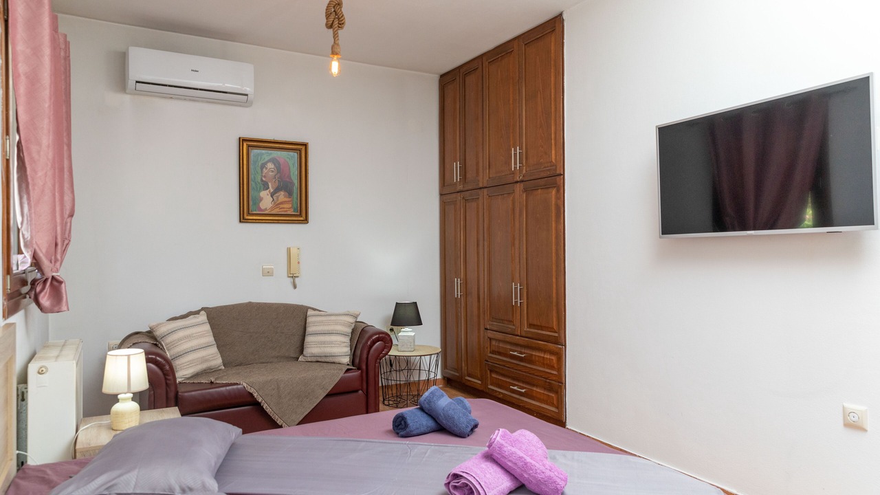 Photo of Bedroom in Naxos Town