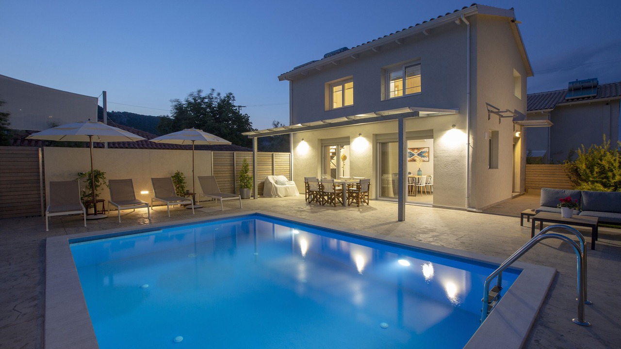 Photo of Outdoor in Apolpaina