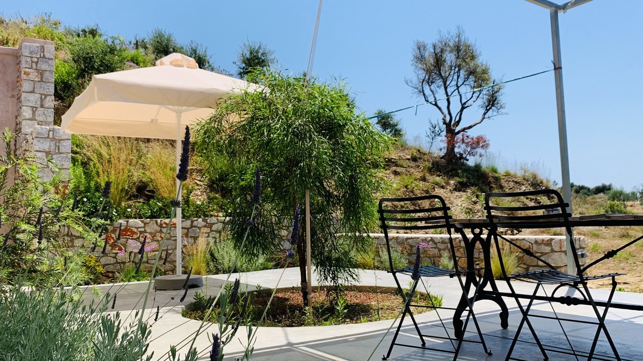 Photo of Outdoor in East Mani