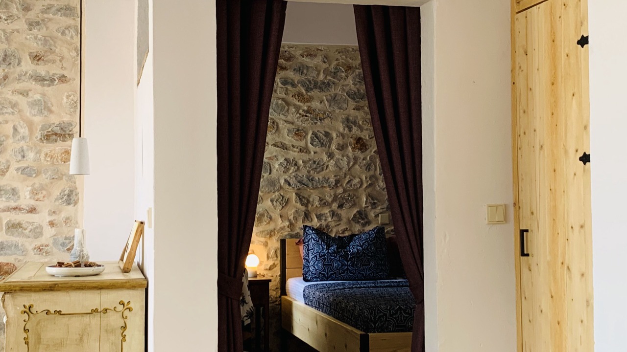 Photo of Bedroom in East Mani