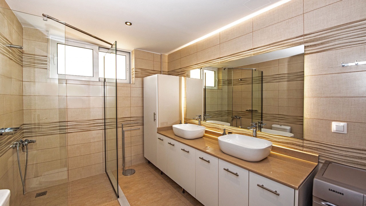Photo of Bathroom in Gerani