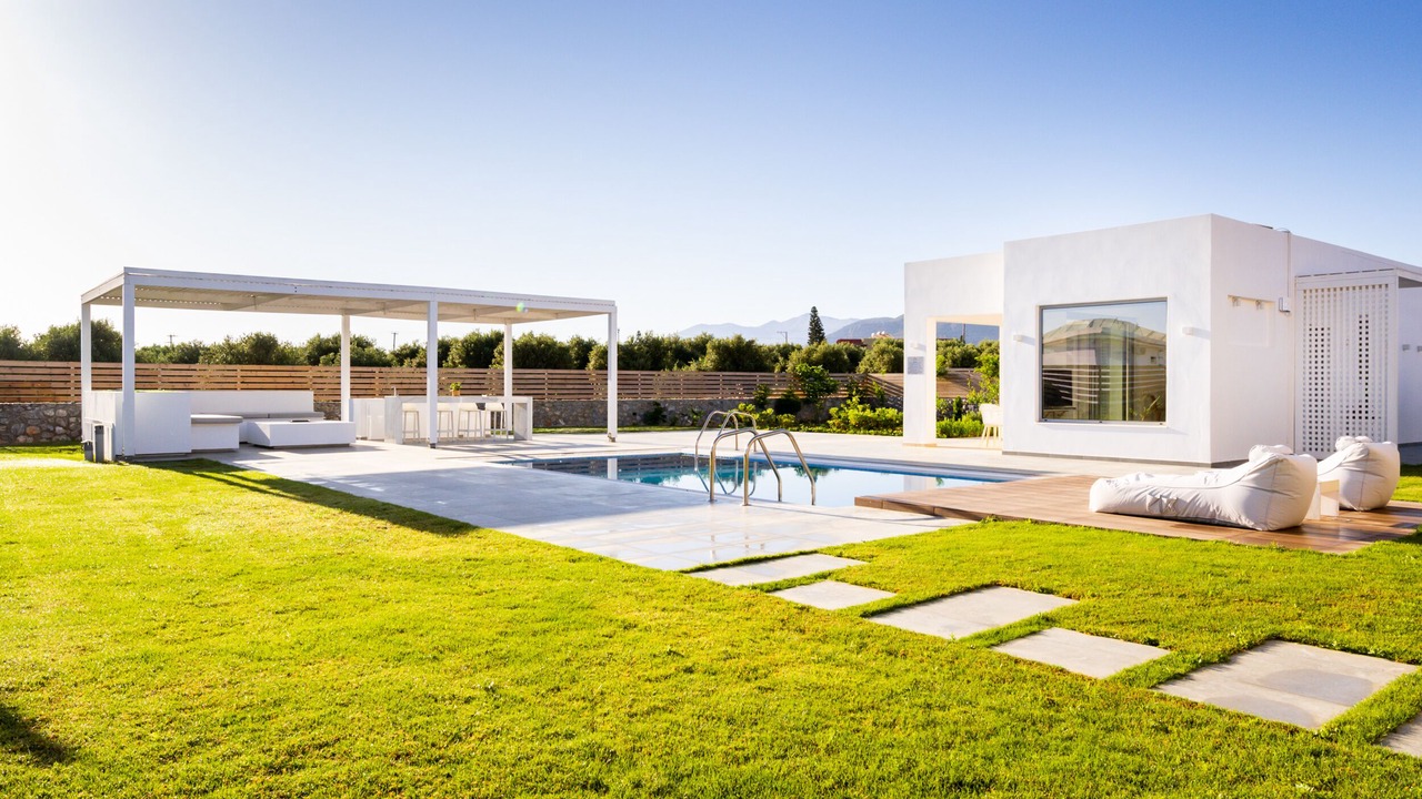 Photo of Outdoor in Aposelemis