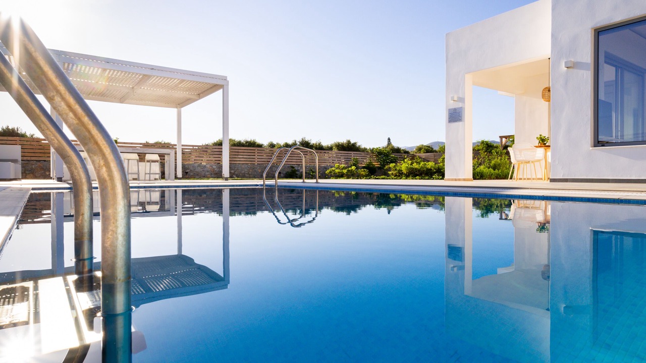 Photo of Outdoor in Aposelemis