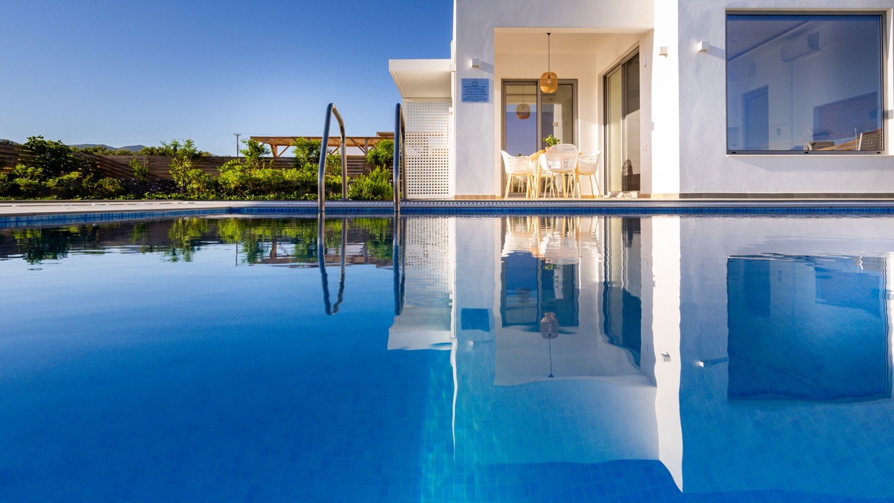 Photo of Outdoor in Aposelemis