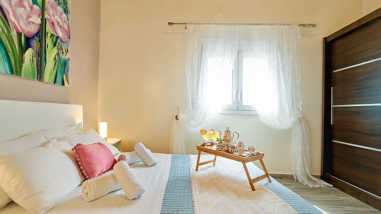 Photo of Bedroom in Paralia Kourna