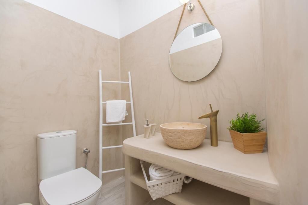 Photo of Bathroom in Plaka