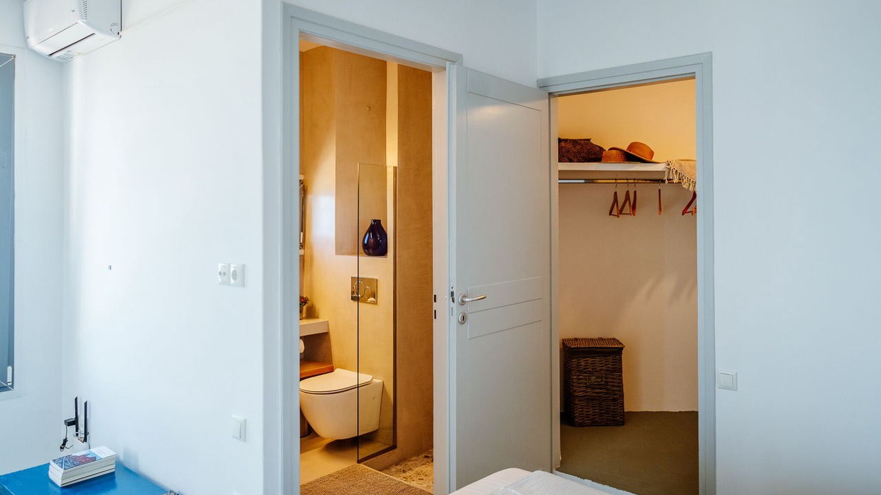 Photo of Bathroom in Chrisopigi