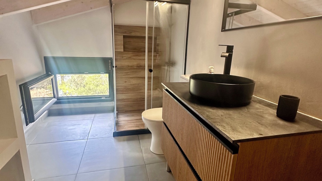 Photo of Bathroom in Troizinia
