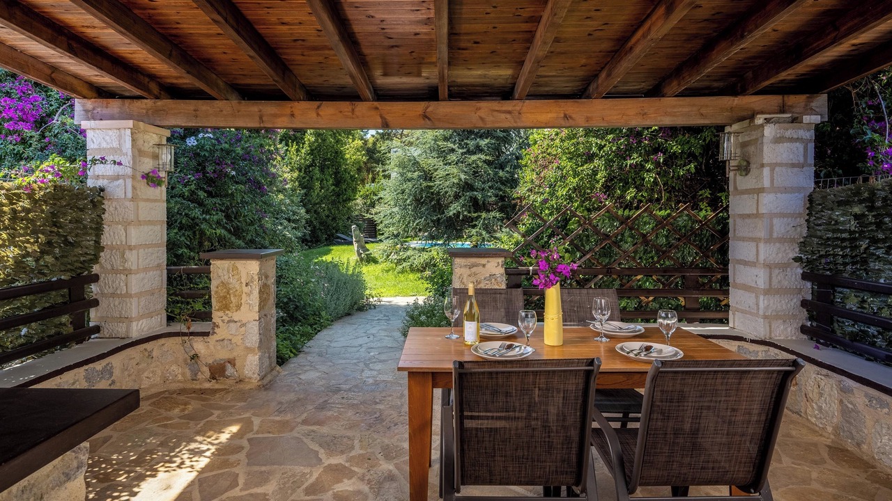 Photo of Outdoor in Ixia