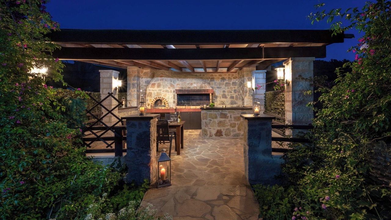 Photo of Outdoor in Ixia