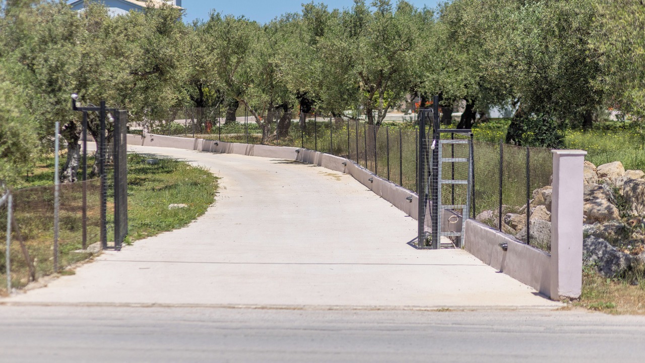 Photo of Outdoor in Neromilos