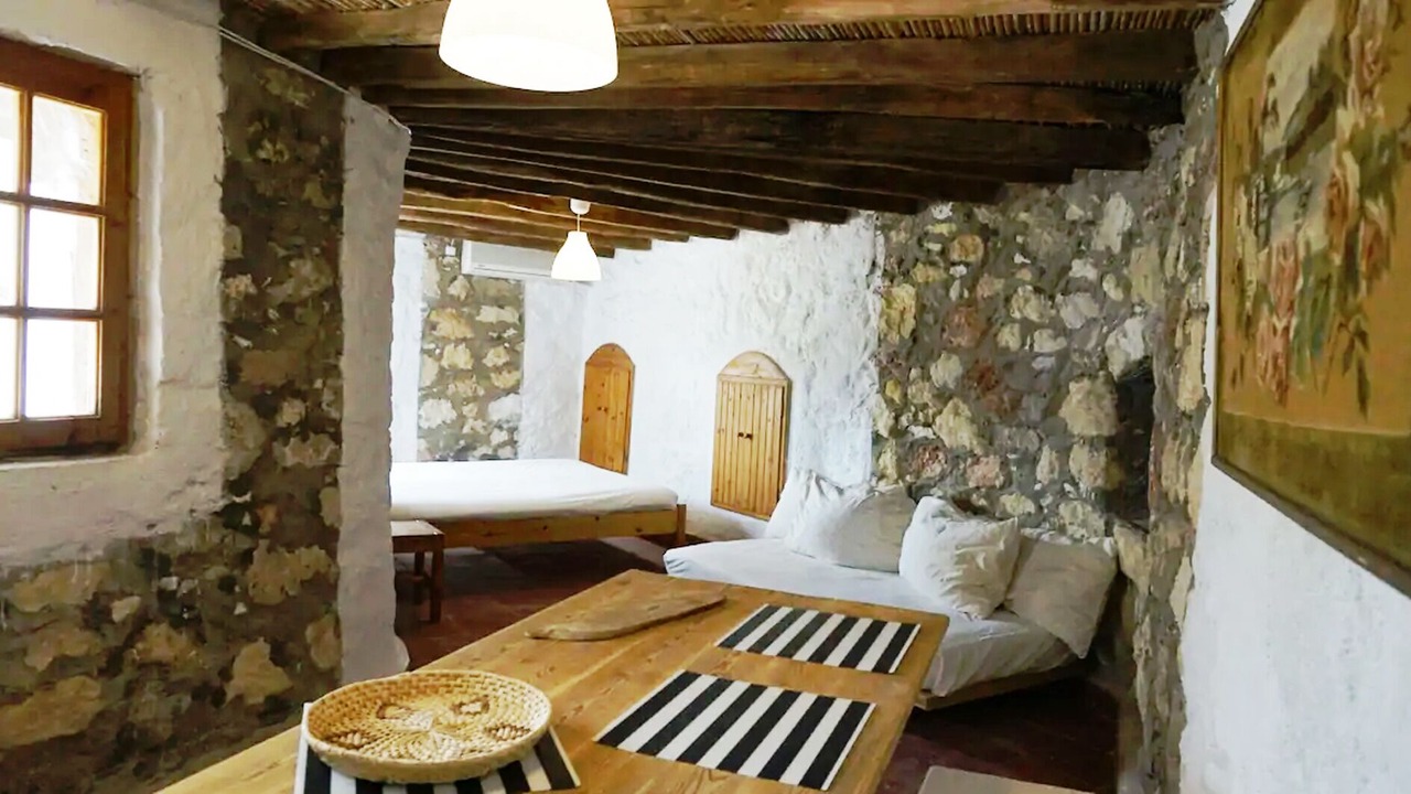 Photo of Bedroom in Milos