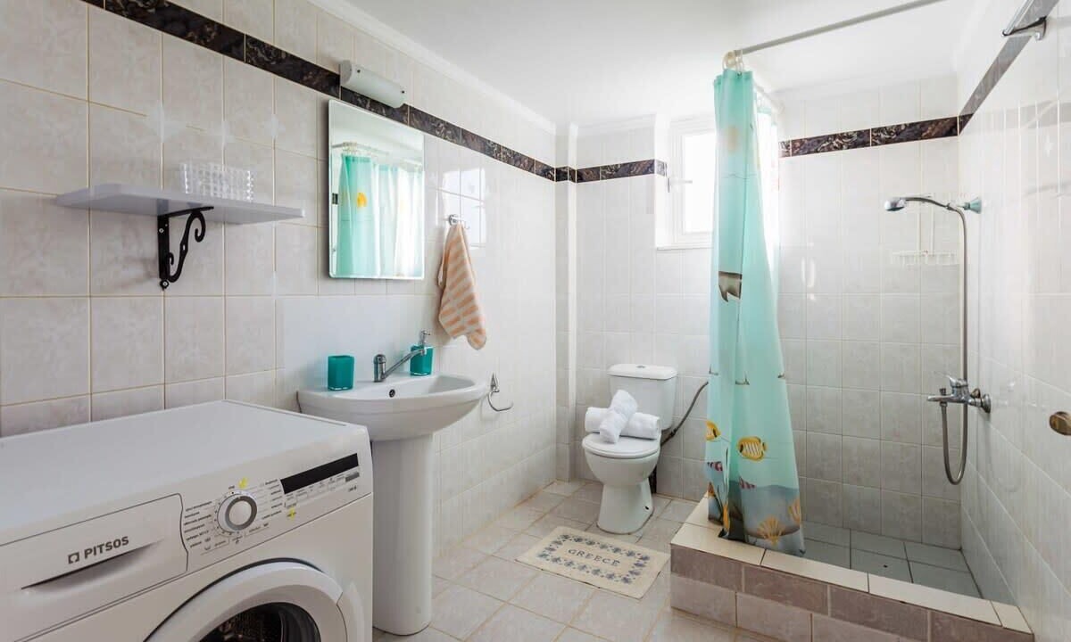 Photo of Bathroom in Koroni