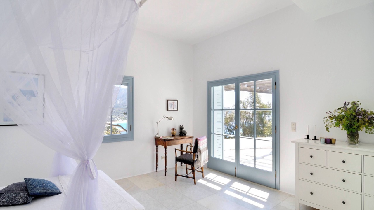 Photo of Bedroom in Ios