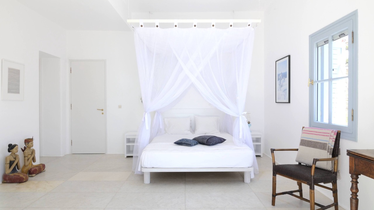Photo of Bedroom in Ios