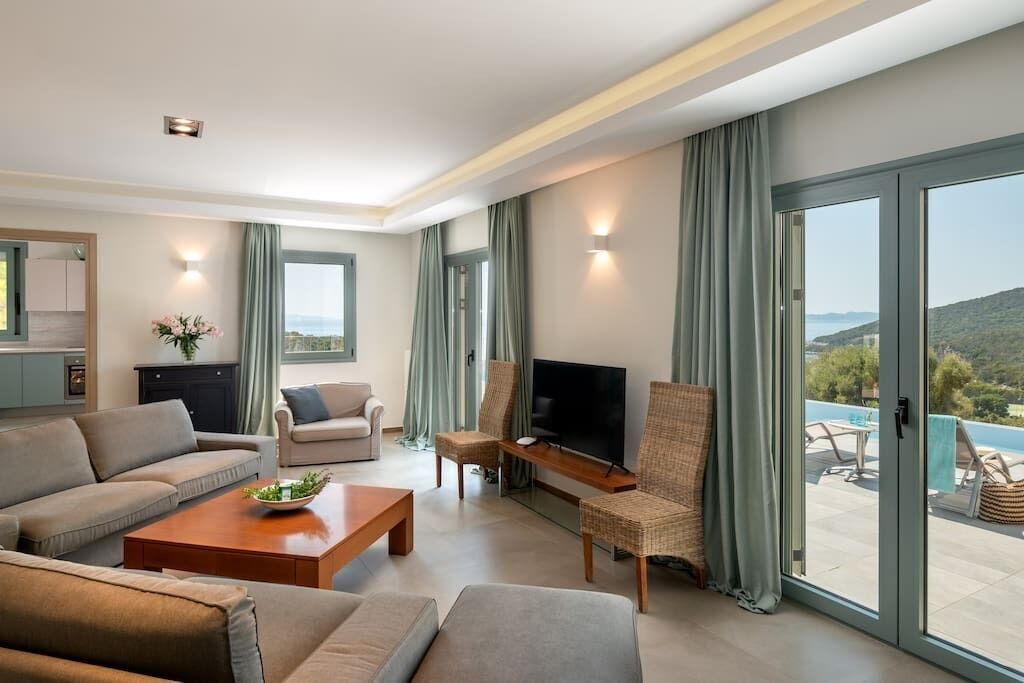 Photo of Livingroom in Sivota