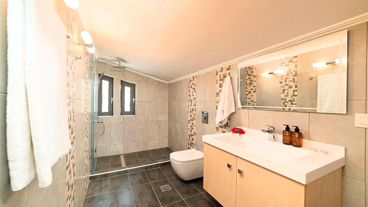 Photo of Bathroom in Mathes
