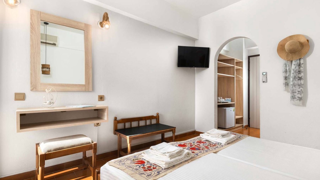 Photo of Bedroom in Gennadi