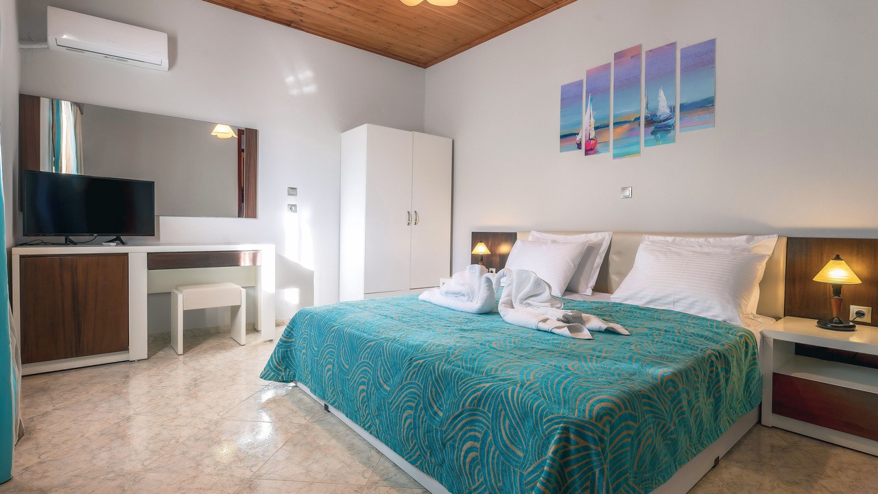 Photo of Bedroom in Keratokambos