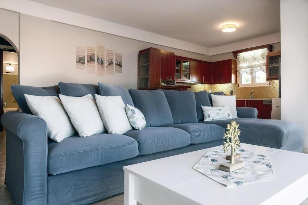 Photo of Livingroom in Keratokambos