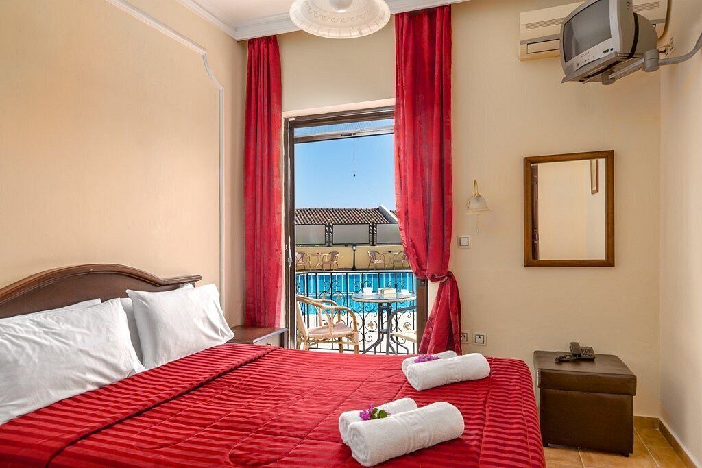 Photo of Bedroom in Ipsos