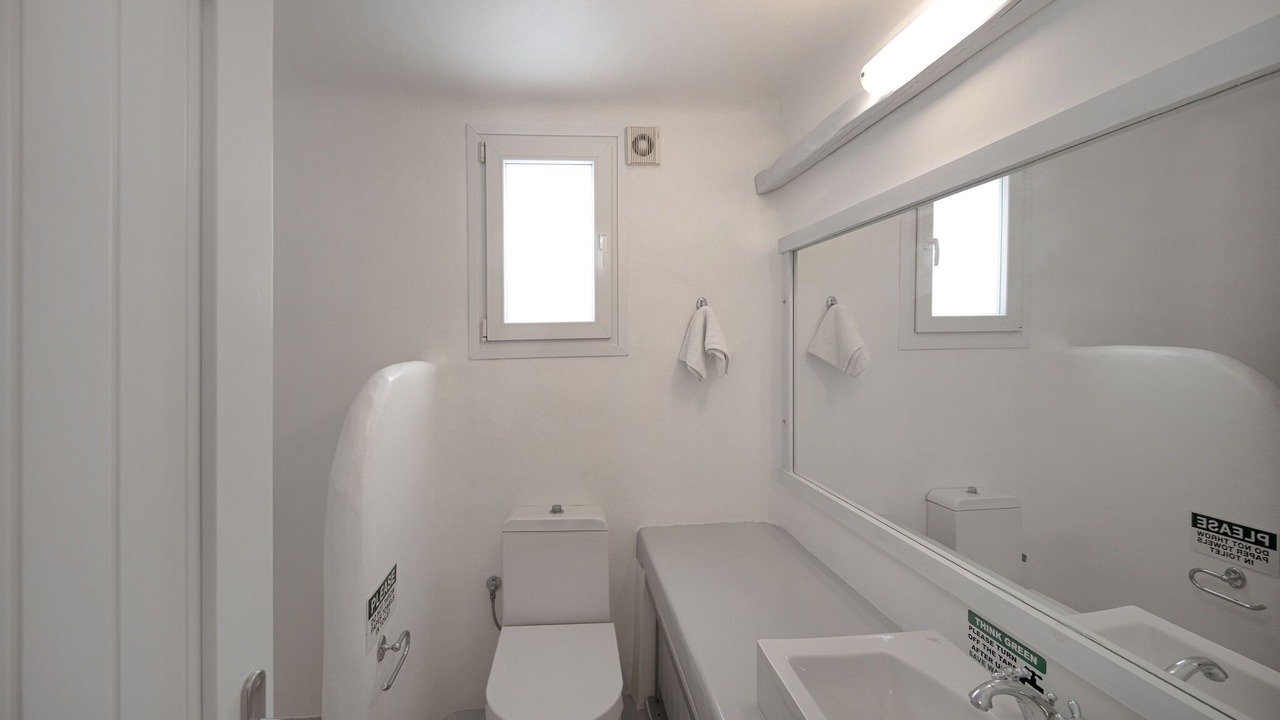 Photo of Bathroom in Kalafatis