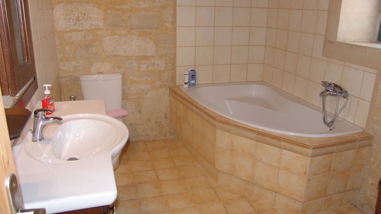 Photo of Bathroom in Margarites