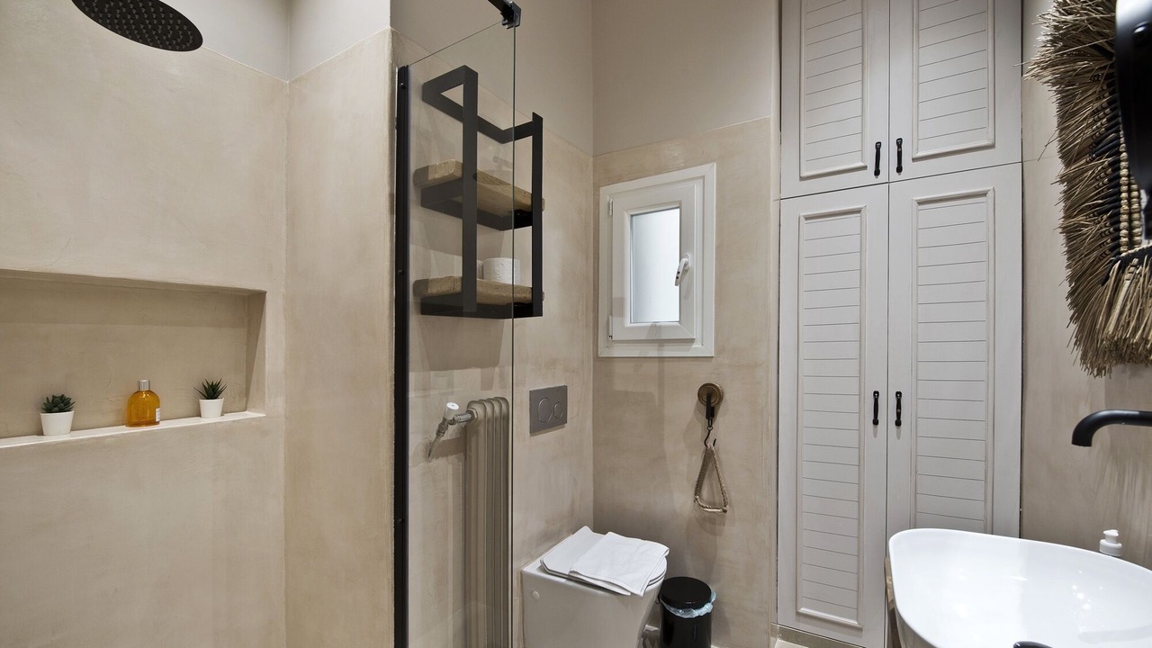 Photo of Bathroom in Pangrati