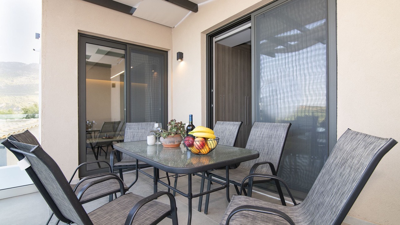 Photo of Patio Balcony in Zakharo