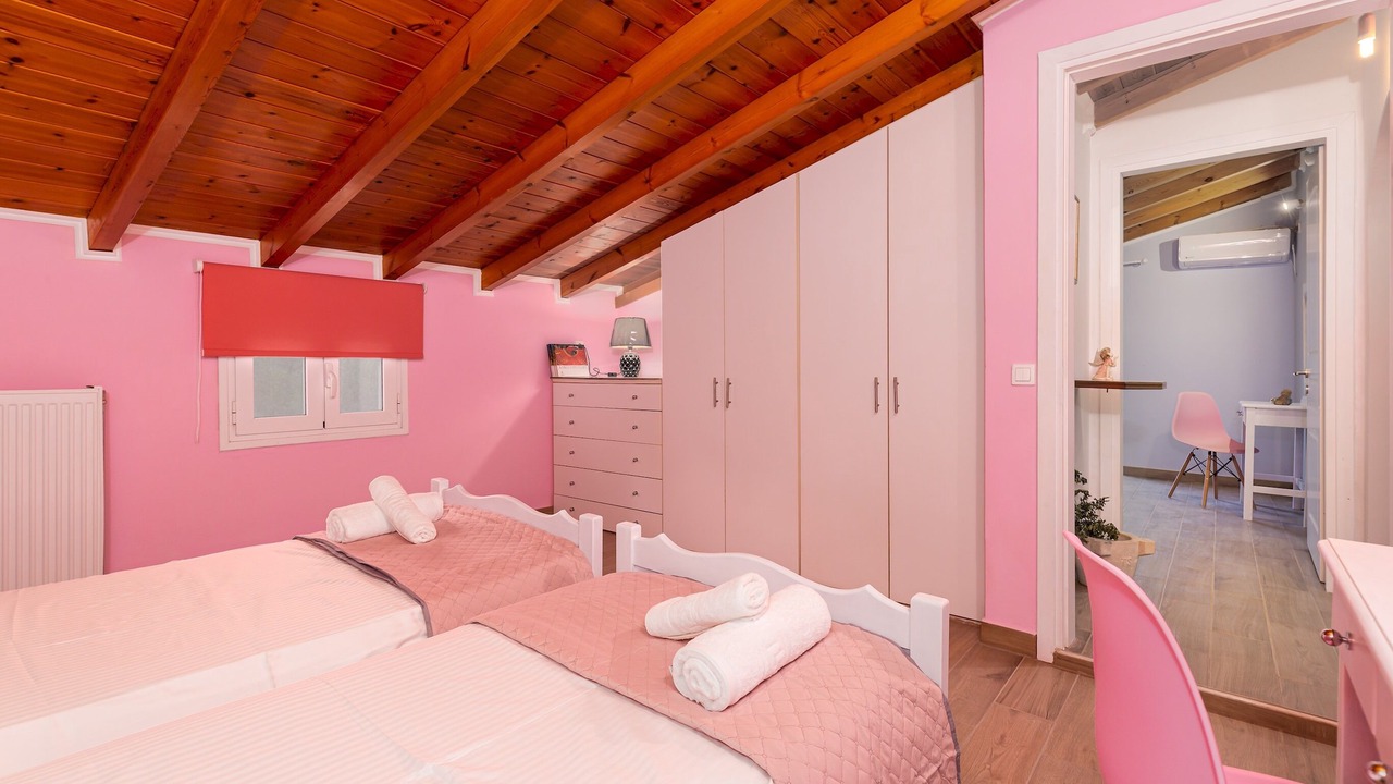 Photo of Bedroom in Benitses