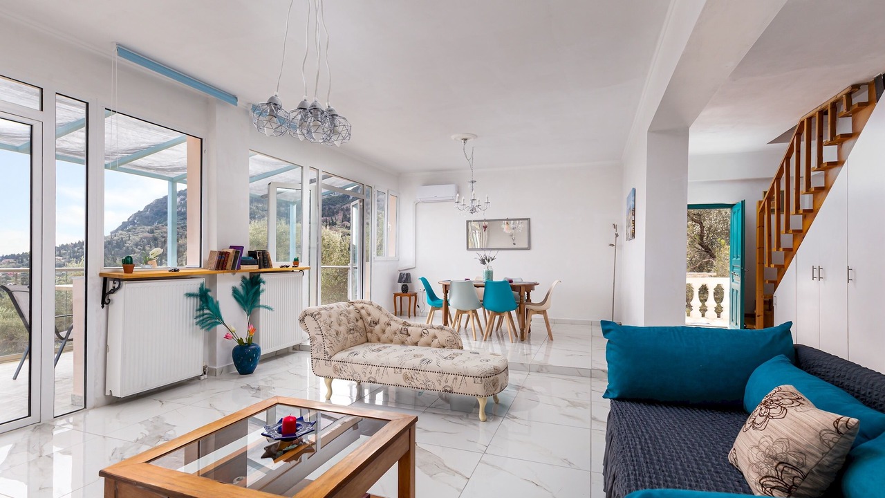 Photo of Livingroom in Benitses