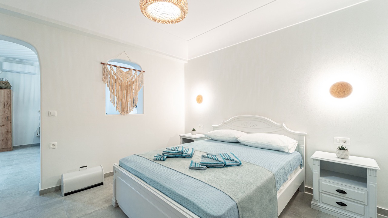 Photo of Bedroom in Akrotiri