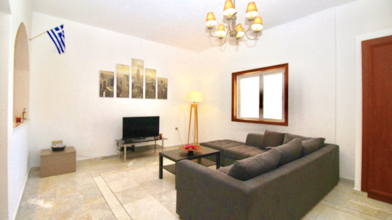 Photo of Livingroom in Neon Oitylo