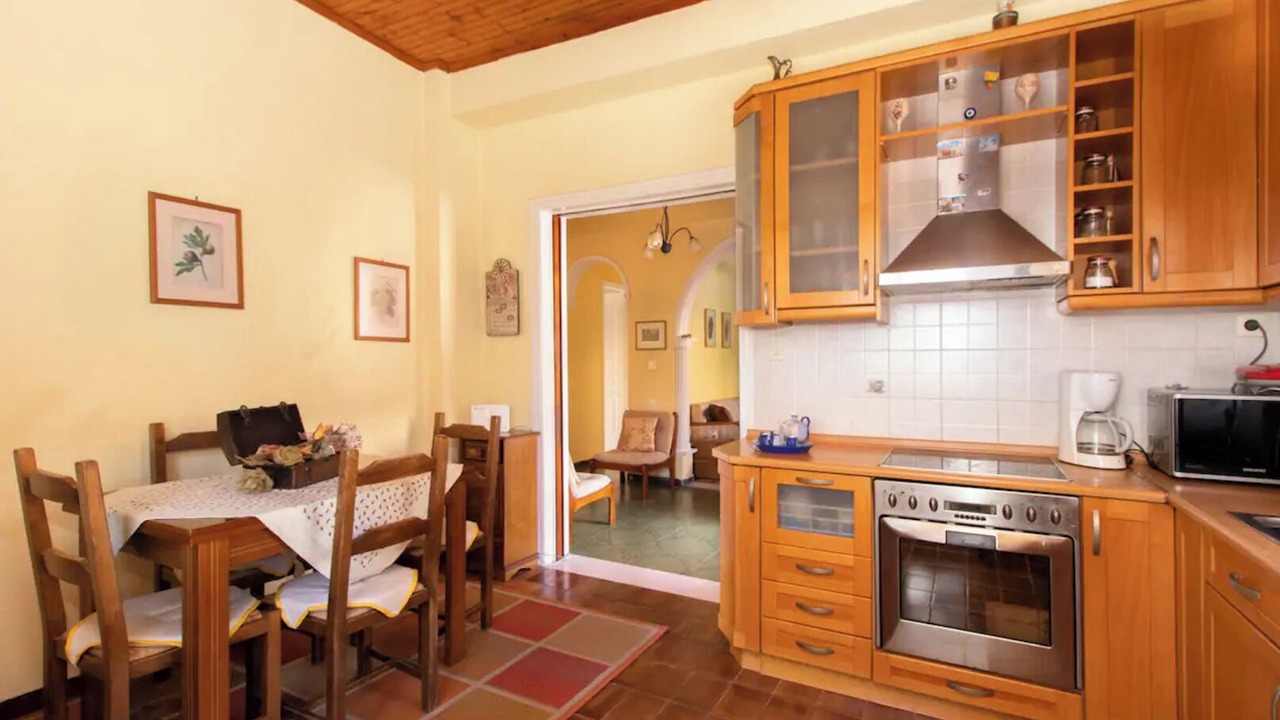 Photo of Kitchen in Esperion