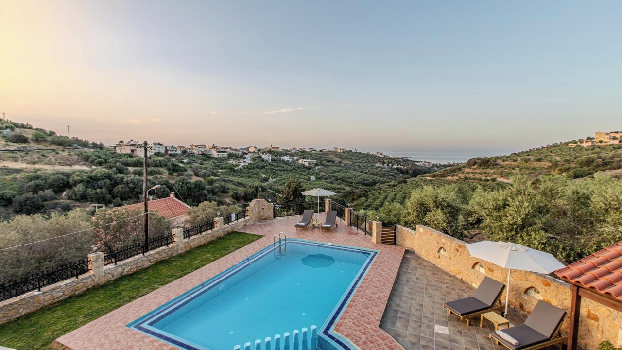 Photo of Outdoor in Stalos