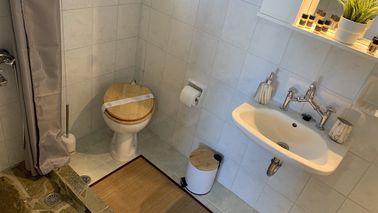 Photo of Bathroom in Poros