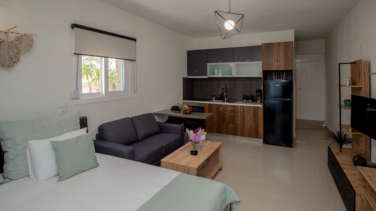 Photo of Bedroom in Makry Gialos