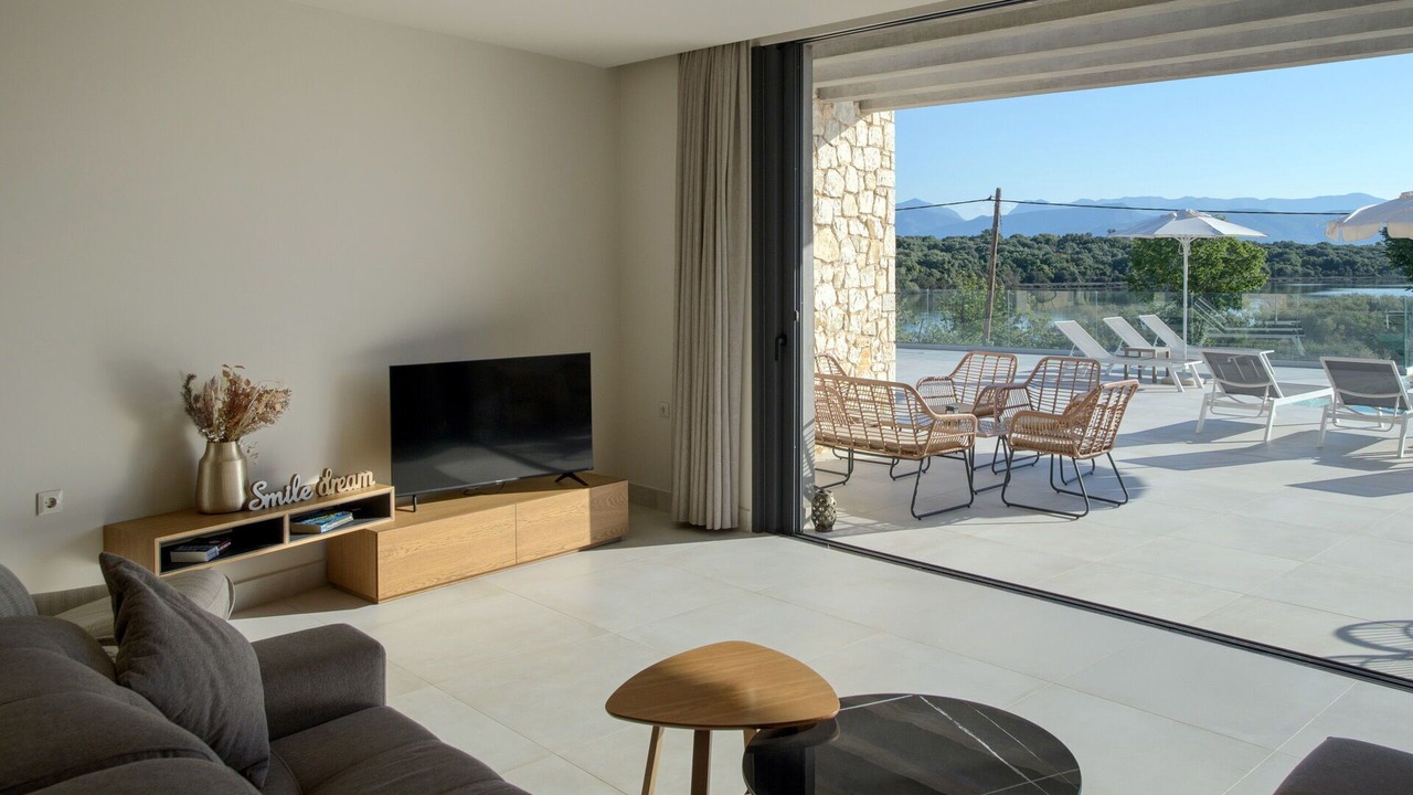Photo of Livingroom in Petaleia