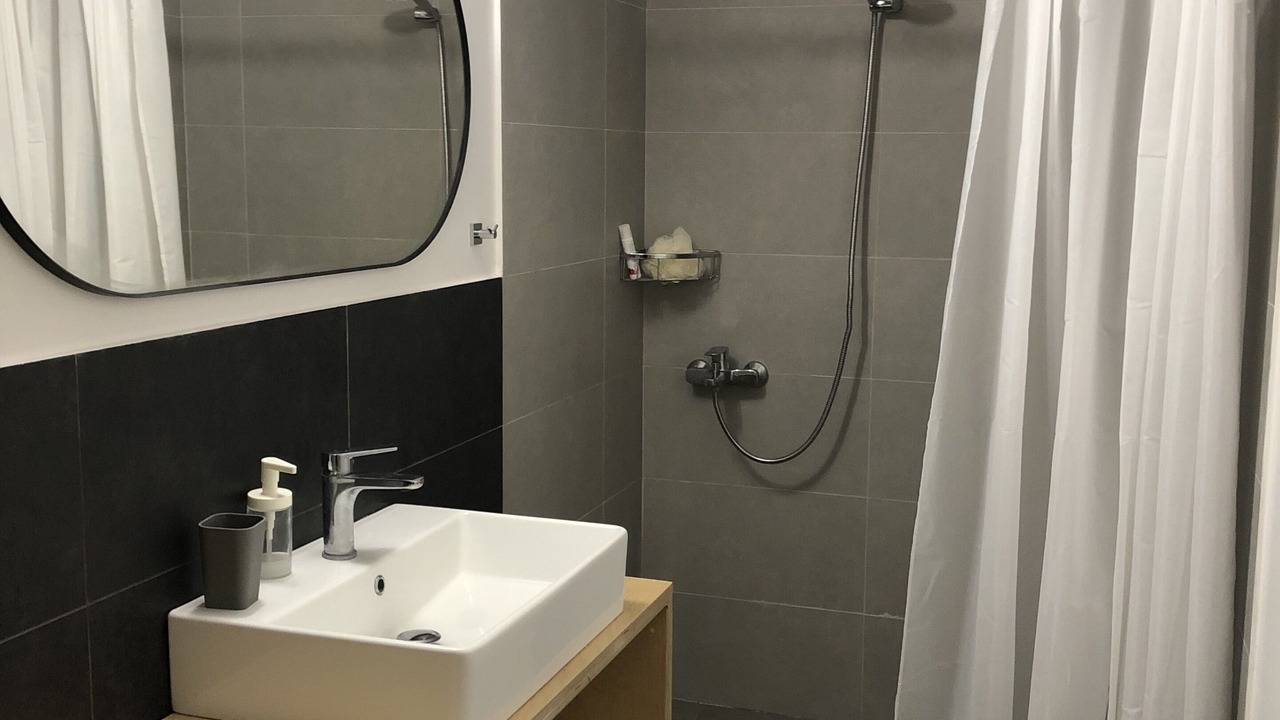 Photo of Bathroom in Lefktron