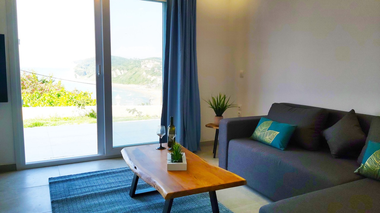 Photo of Livingroom in Agios Stefanos Avliotes