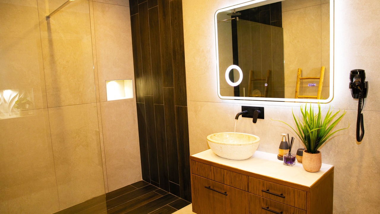 Photo of Bathroom in Agios Stefanos Avliotes