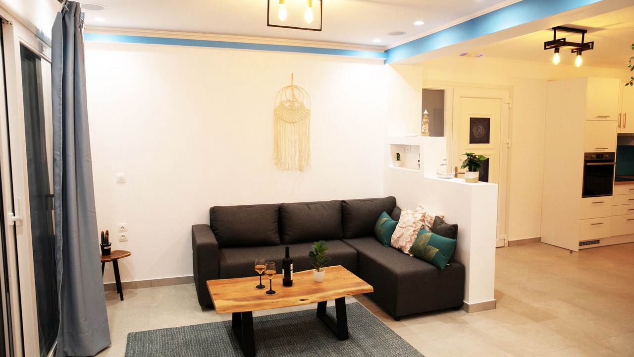 Photo of Livingroom in Agios Stefanos Avliotes