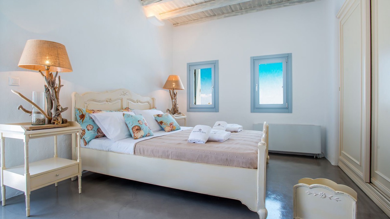 Photo of Bedroom in Chrissi Akti