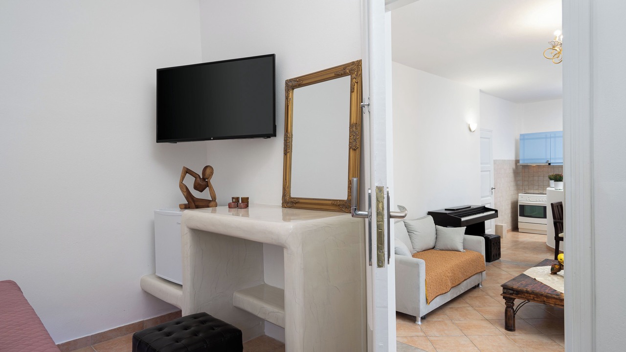 Photo of Bedroom in Monolithos