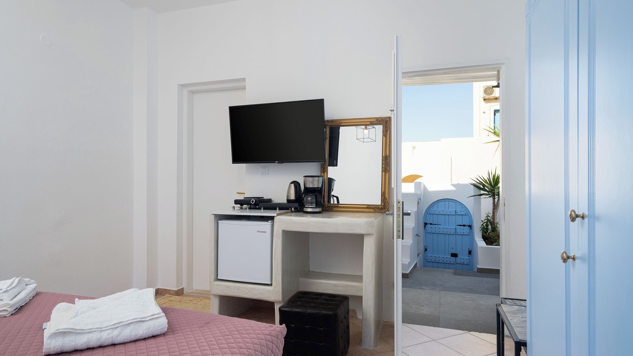 Photo of Bedroom in Monolithos