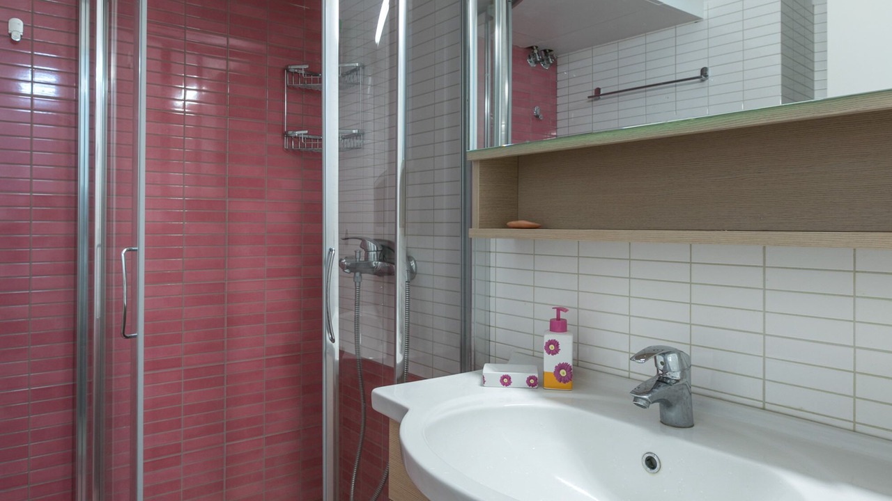 Photo of Bathroom in Saronikos