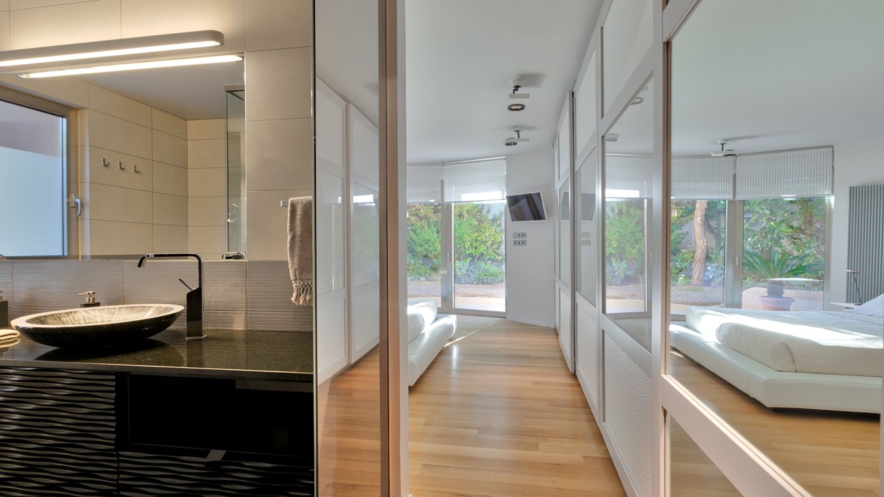 Photo of Bathroom in Saronikos