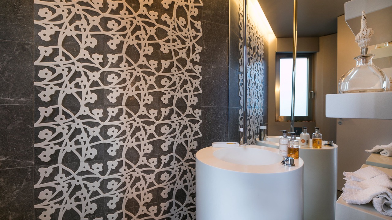 Photo of Bathroom in Saronikos