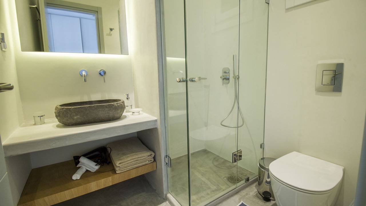 Photo of Bathroom in Elia