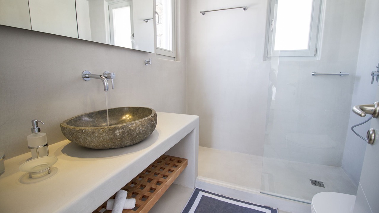 Photo of Bathroom in Elia